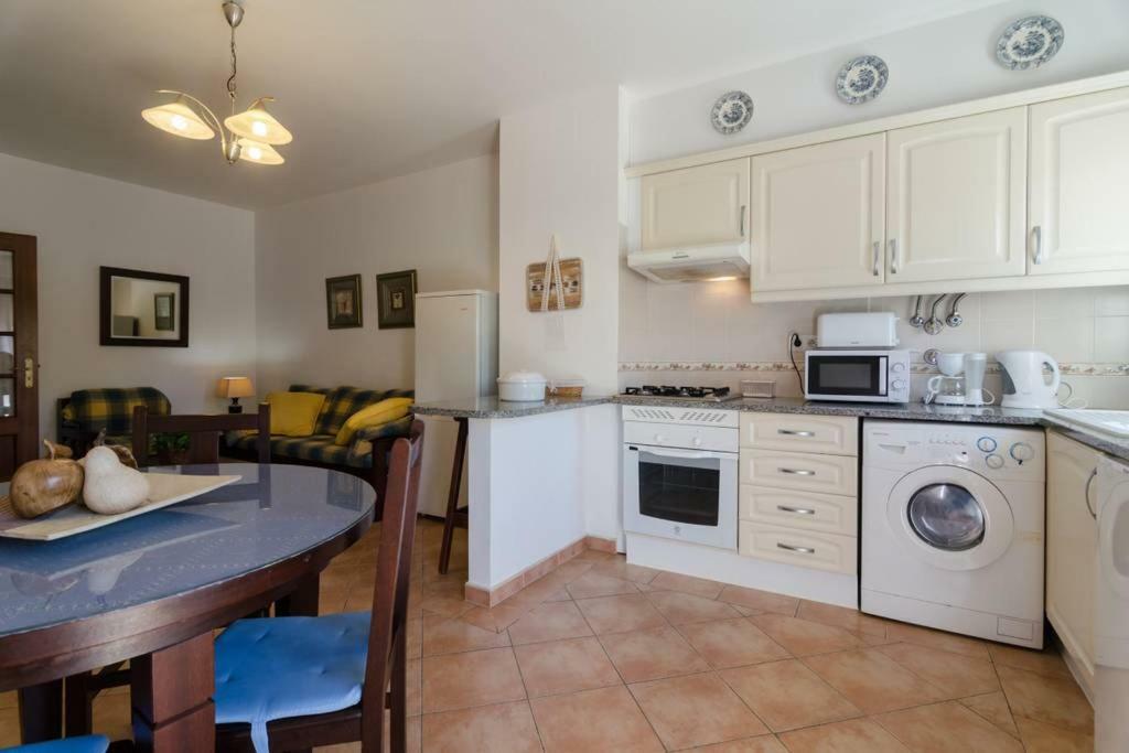 Praia Da Rocha, Algarve Sunny Apartment Portimao Exterior photo